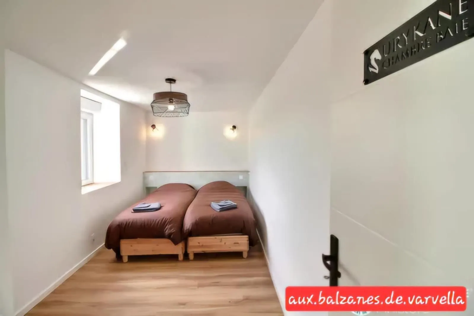 Holiday home Aux Balzanes De Varvella Piscine Interieure Privee Chauffee Ploudaniel