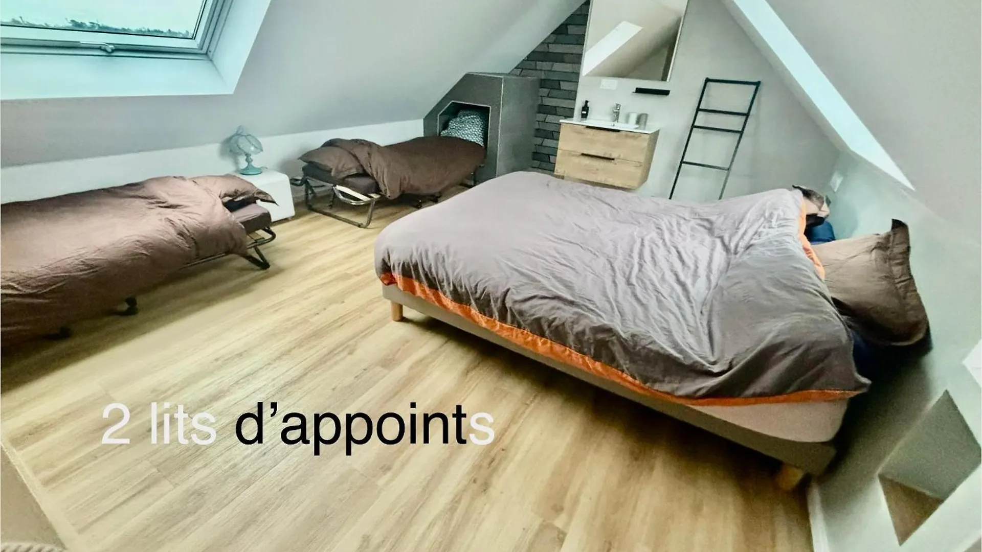 Aux Balzanes De Varvella Piscine Interieure Privee Chauffee Ploudaniel