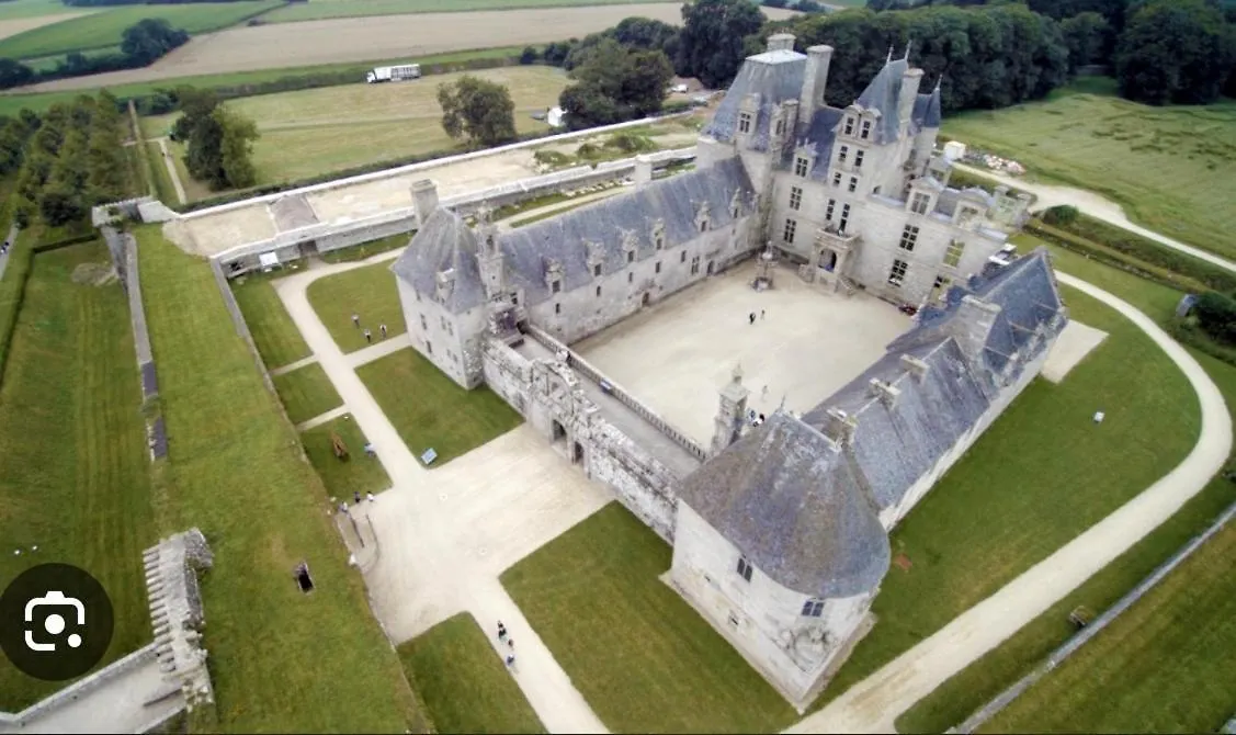Aux Balzanes De Varvella Piscine Interieure Privee Chauffee Ploudaniel France